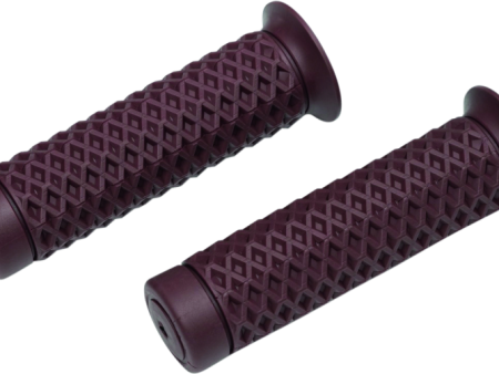 Kuryakyn Braaap Grips 7 8in Red Online now